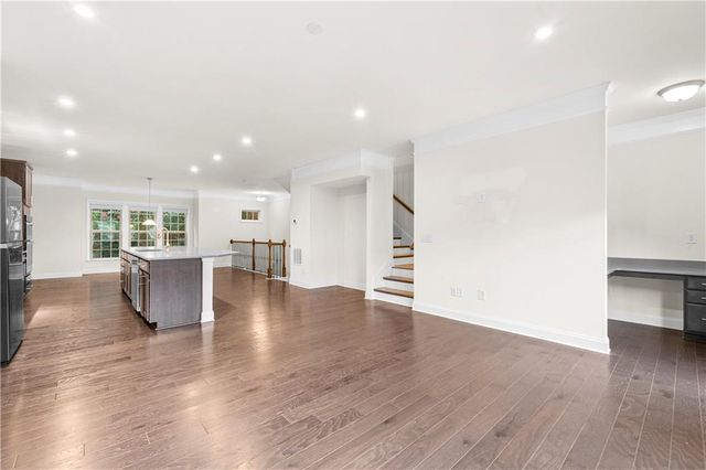 2166 Rock Creek Park, Decatur, GA 30033