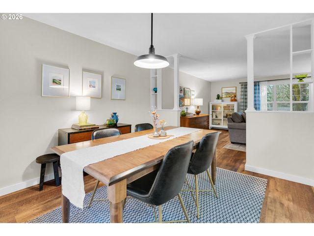 18370 FRANKLIN Way, Gladstone, OR 97027