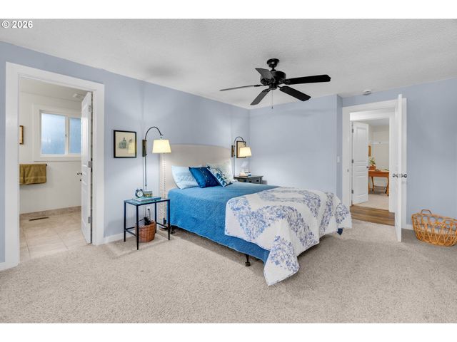 18370 FRANKLIN Way, Gladstone, OR 97027