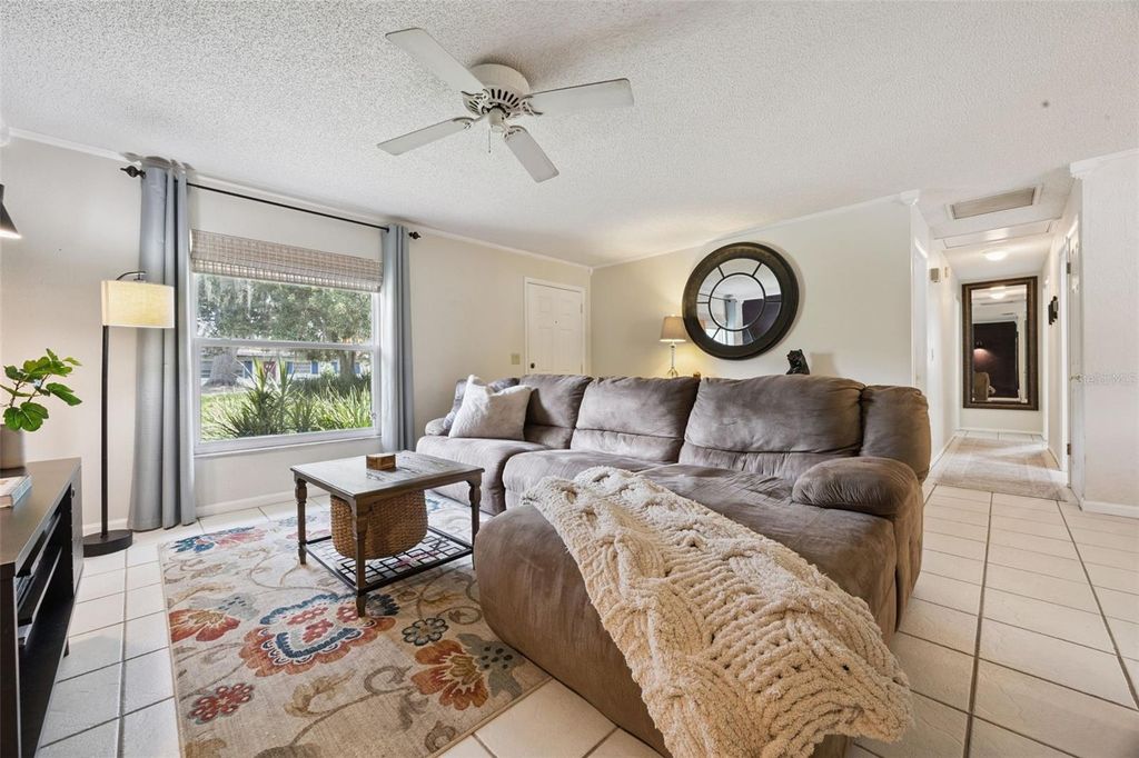 Image 12 of property listing at 4628 S SHORE ROAD, Orlando, FL 32839
