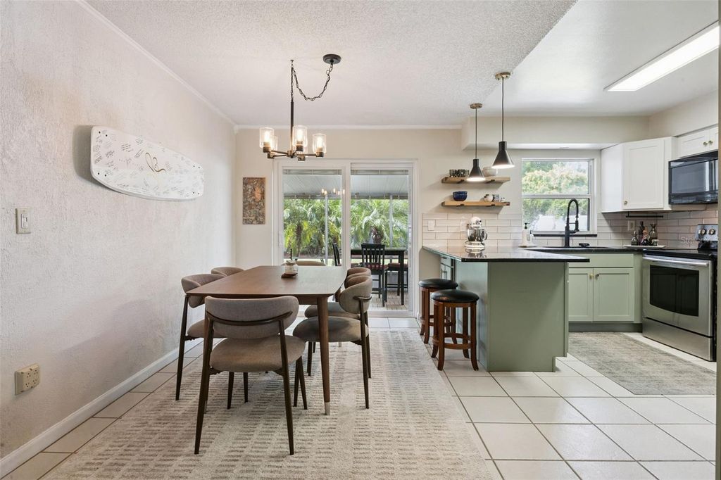 Image 15 of property listing at 4628 S SHORE ROAD, Orlando, FL 32839