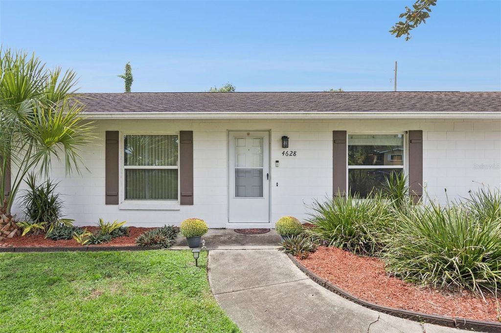 Image 3 of property listing at 4628 S SHORE ROAD, Orlando, FL 32839