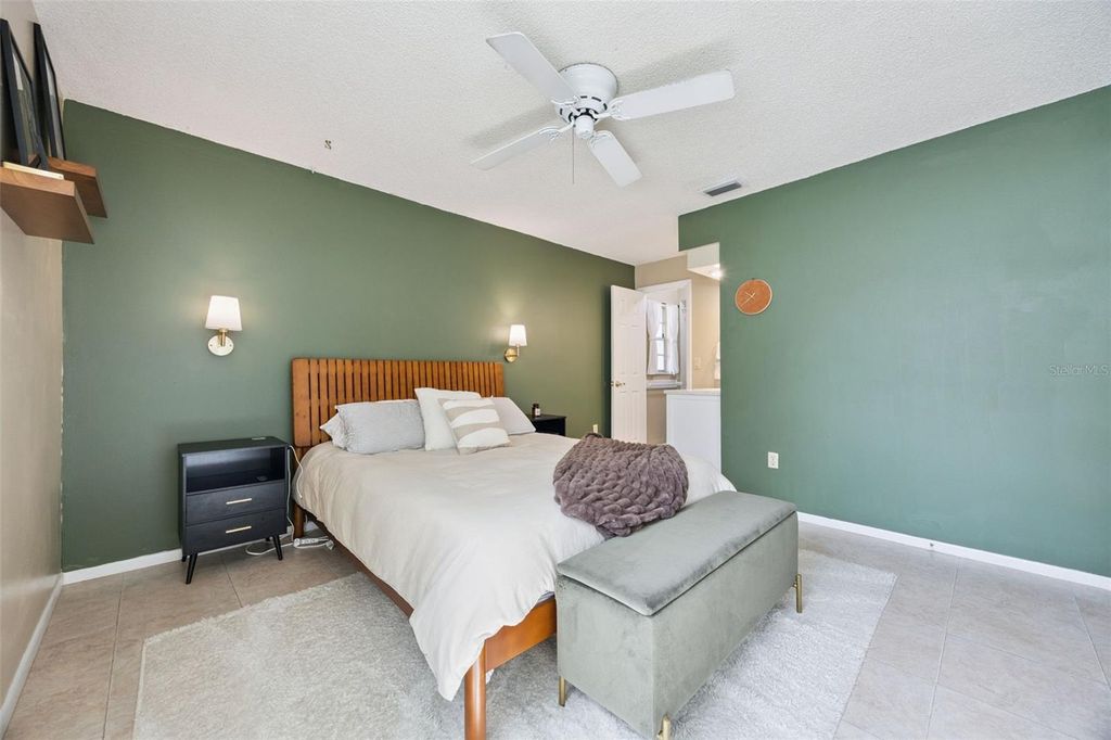 Image 25 of property listing at 4628 S SHORE ROAD, Orlando, FL 32839