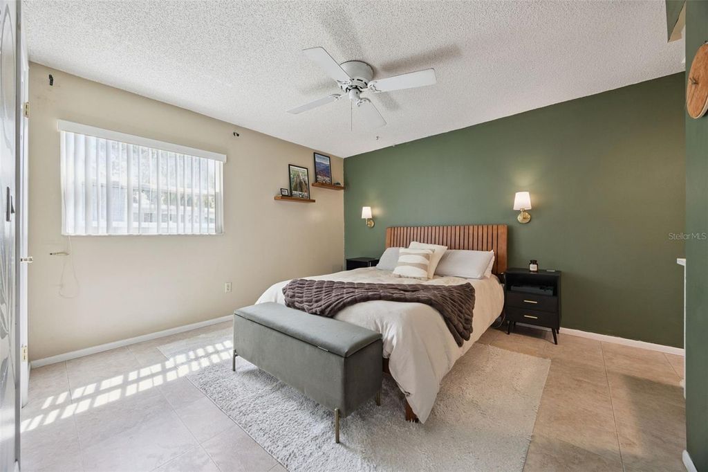 Image 27 of property listing at 4628 S SHORE ROAD, Orlando, FL 32839