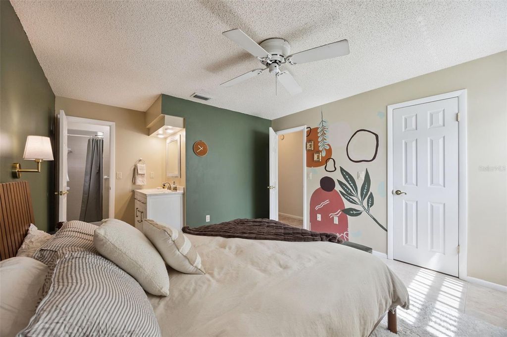 Image 28 of property listing at 4628 S SHORE ROAD, Orlando, FL 32839