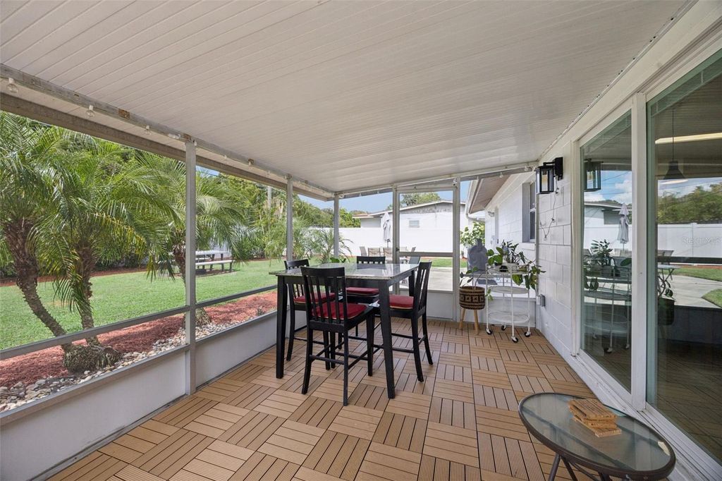 Image 36 of property listing at 4628 S SHORE ROAD, Orlando, FL 32839