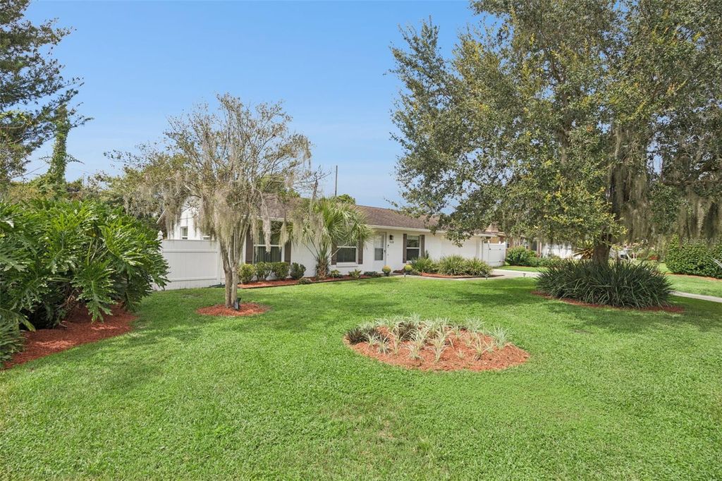 Image 44 of property listing at 4628 S SHORE ROAD, Orlando, FL 32839