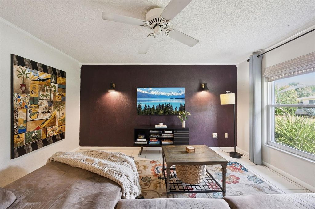 Image 9 of property listing at 4628 S SHORE ROAD, Orlando, FL 32839