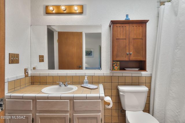 3 Baca Court, Patagonia, AZ 85624