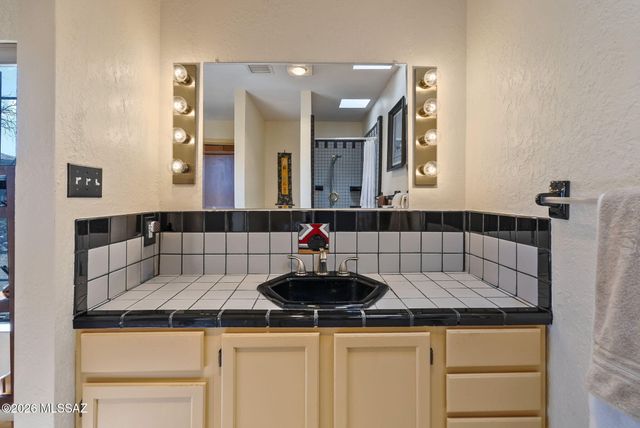 3 Baca Court, Patagonia, AZ 85624