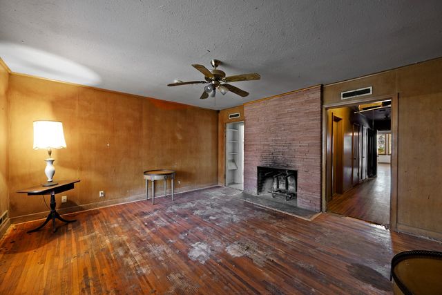 1114 W Walker Street, Denison, TX 75020