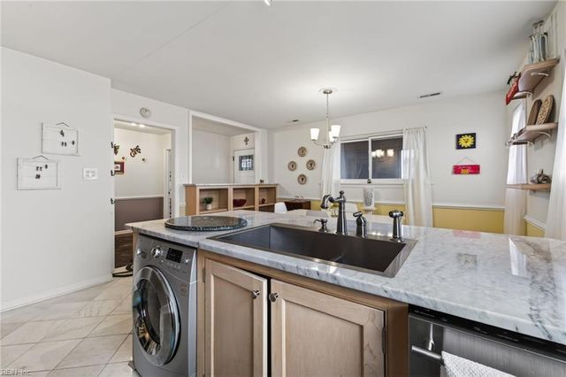 600 W Ocean View AVE C, Norfolk, VA 23503