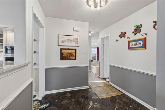 600 W Ocean View AVE C, Norfolk, VA 23503