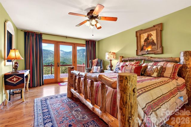 227 Sidney Lanier Drive, Lake Lure, NC 28746