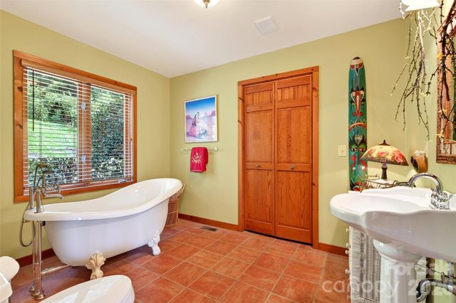 227 Sidney Lanier Drive, Lake Lure, NC 28746