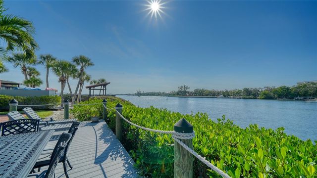 1564 STICKNEY POINT ROAD 303, Sarasota, FL 34231