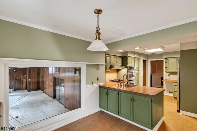 45 Nance Rd, West Orange Twp., NJ 07052