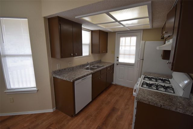 1806 Rawhide LOOP, Round Rock, TX 78681