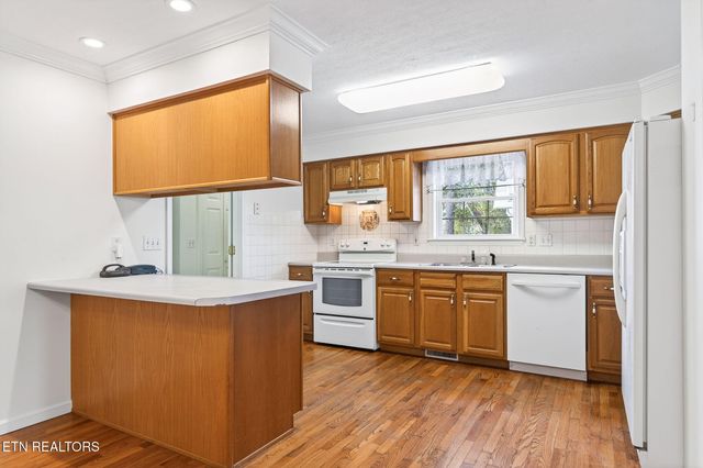 124 Peace Pipe Bnd, Crossville, TN 38572