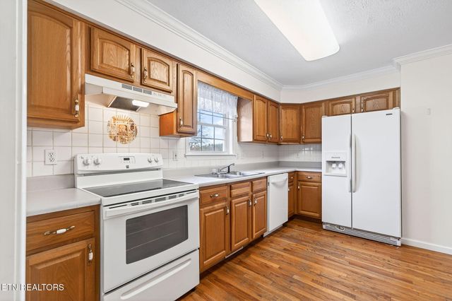 124 Peace Pipe Bnd, Crossville, TN 38572