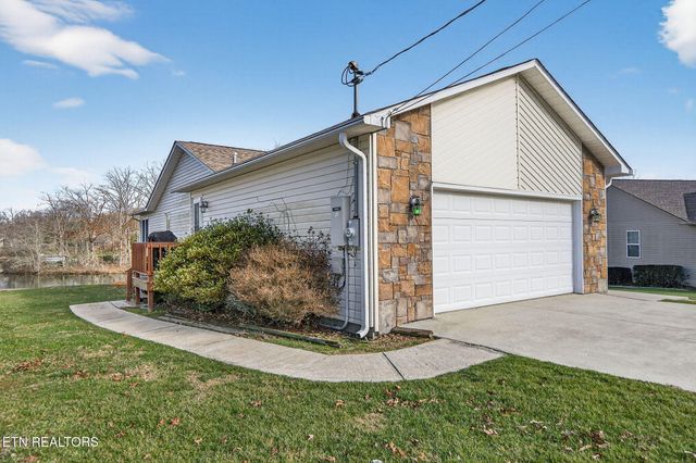 124 Peace Pipe Bnd, Crossville, TN 38572