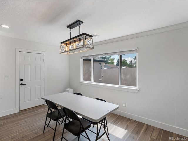 900 Troy St, Aurora, CO 80011