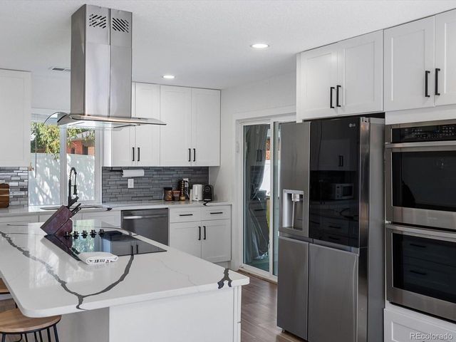 900 Troy St, Aurora, CO 80011