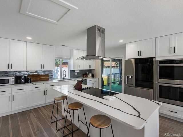 900 Troy St, Aurora, CO 80011