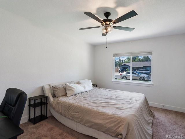 900 Troy St, Aurora, CO 80011