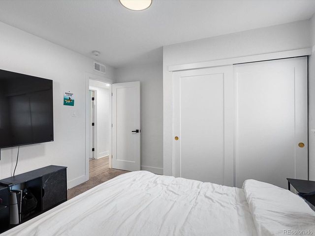 900 Troy St, Aurora, CO 80011