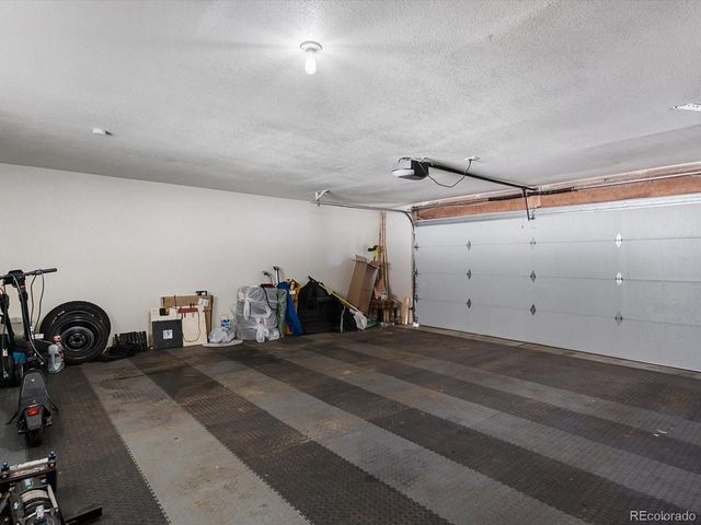 900 Troy St, Aurora, CO 80011