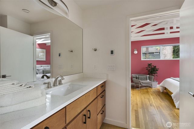3203 E James Street, Seattle, WA 98122