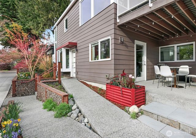 3203 E James Street, Seattle, WA 98122