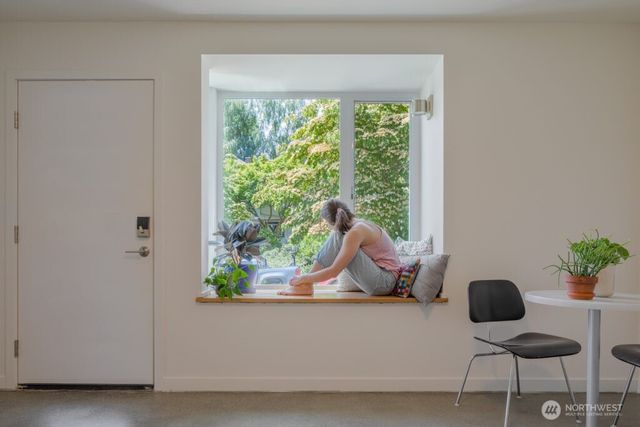 3203 E James Street, Seattle, WA 98122