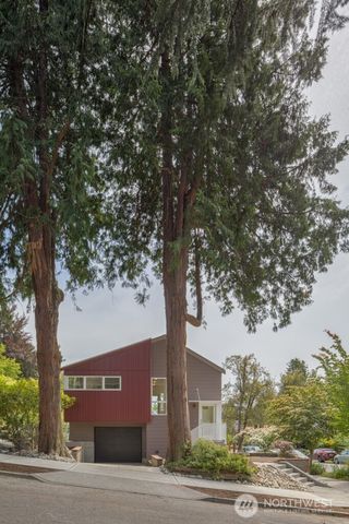3203 E James Street, Seattle, WA 98122