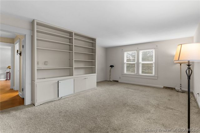 703 Brittany Lane, New Albany, IN 47150