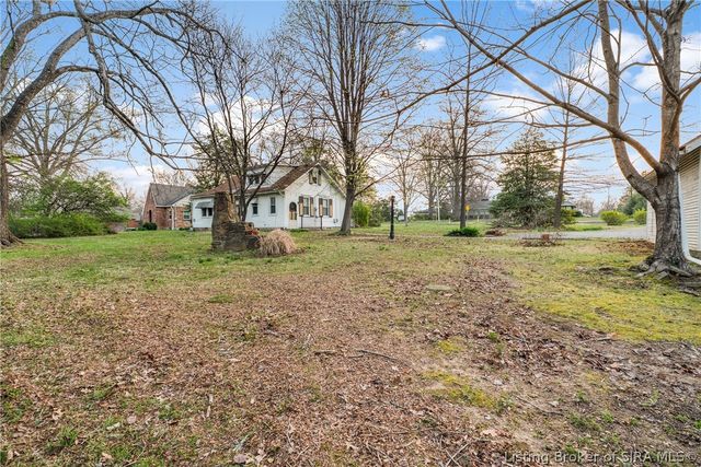 703 Brittany Lane, New Albany, IN 47150