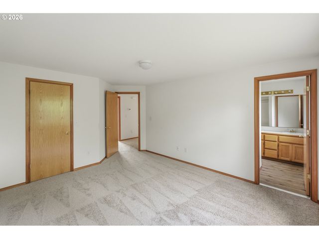 8539 Sw JOHN Ct, Tigard, OR 97223