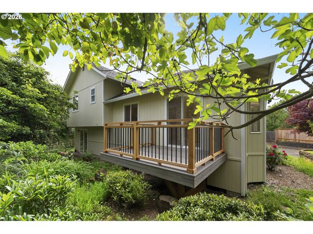 8539 Sw JOHN Ct, Tigard, OR 97223