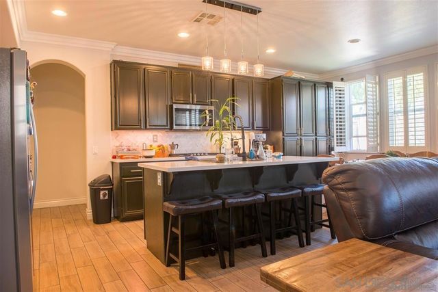 1525 Picket Fence Dr, Chula Vista, CA 91915