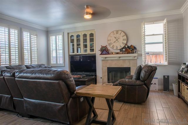 1525 Picket Fence Dr, Chula Vista, CA 91915