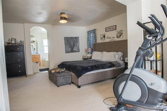 1525 Picket Fence Dr, Chula Vista, CA 91915