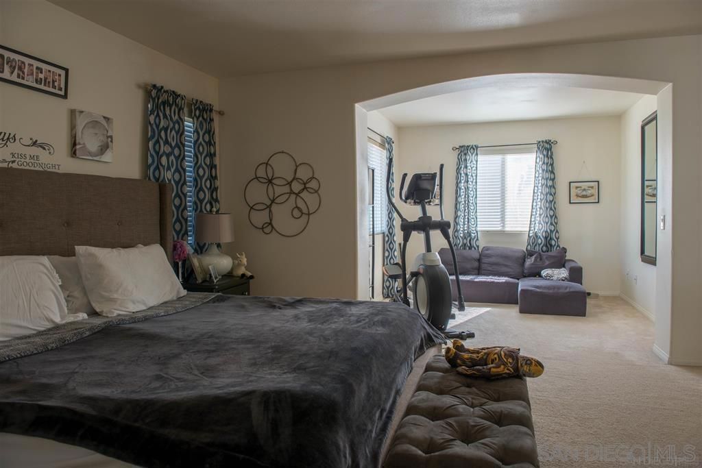 Image 9 of property listing at 1525 Picket Fence Dr, Chula Vista, CA 91915