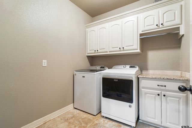 21311 Boone Dr, Bullard, TX 75757