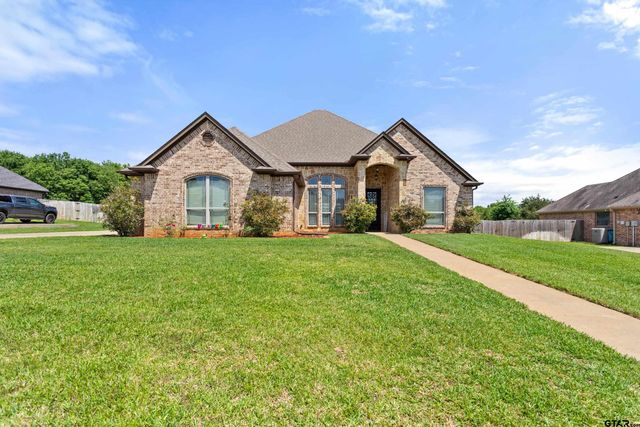 21311 Boone Dr, Bullard, TX 75757