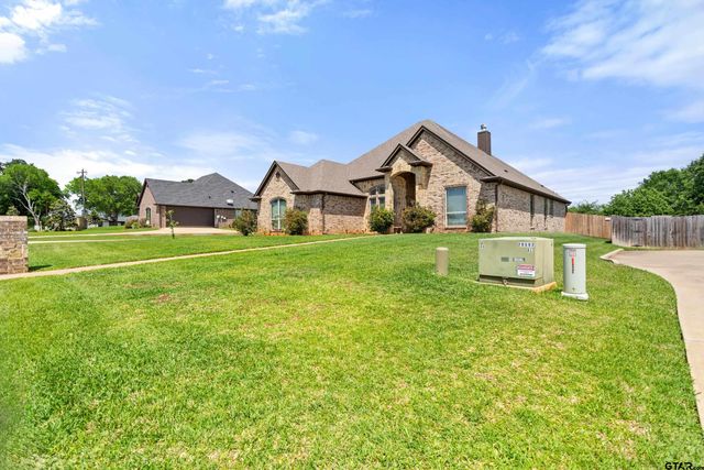 21311 Boone Dr, Bullard, TX 75757