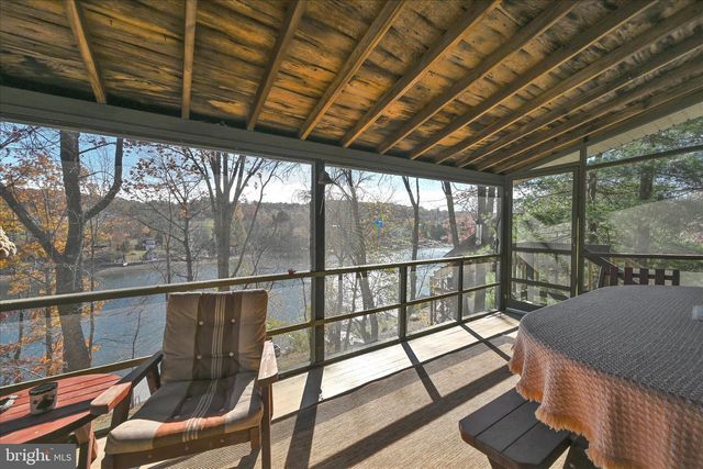 1503 WYNONAH DR, Auburn, PA 17922