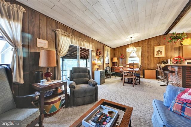 1503 WYNONAH DR, Auburn, PA 17922