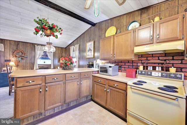 1503 WYNONAH DR, Auburn, PA 17922