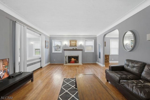 294 Park Ave, Nutley Twp., NJ 07110